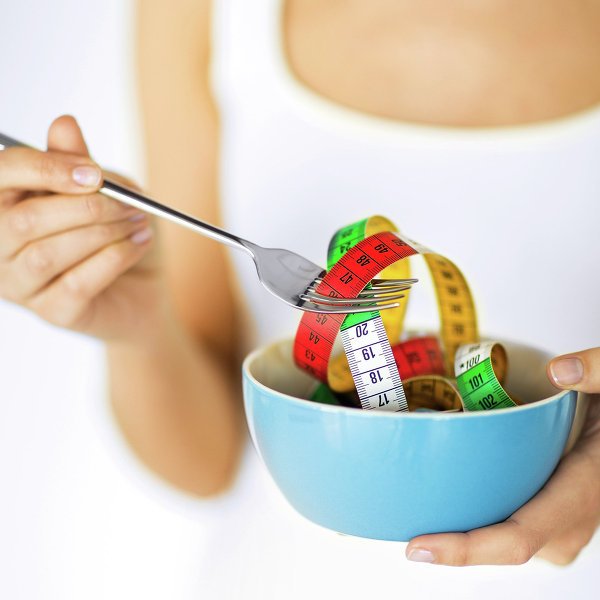 Perder peso: Dos comidas al día, mejor que 6